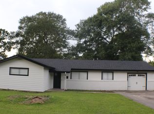 340 Armstrong Dr, Beaumont, TX 77707