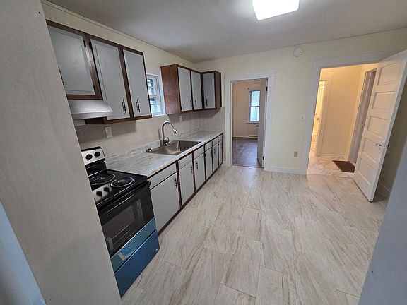 3rd image of 719 N Pocahontas Ave