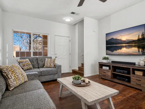 84 Sunset Canyon Ln, Santa Fe, NM 87508