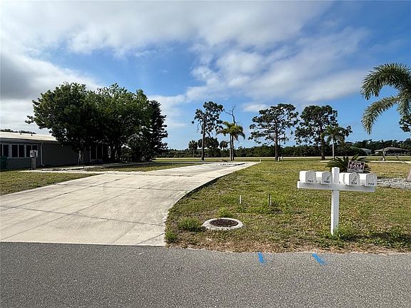 2nd image of 7560 Danvers Cir Lot Of