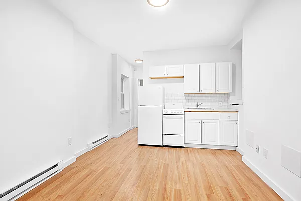 Rented by Brown Harris Stevens | media 9