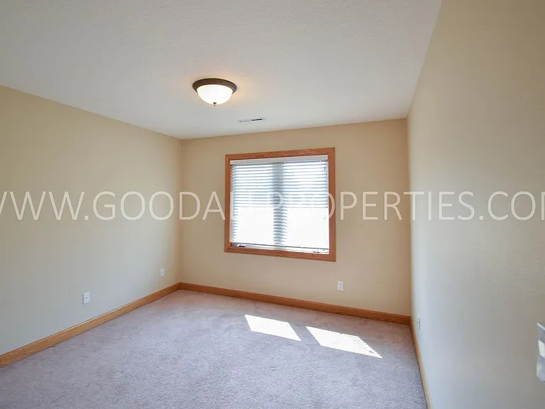 6304 NW 94th St — Photo 23