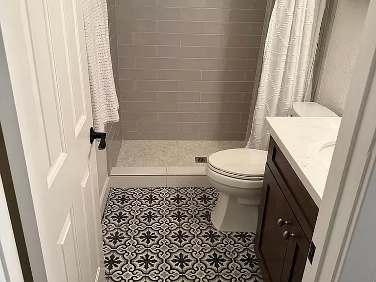 1633 E Lakeside Dr #170 — Photo 6