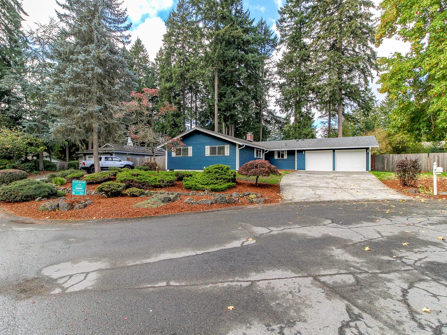 4 bed, 1632 sqft, $3,000 — Photo 2