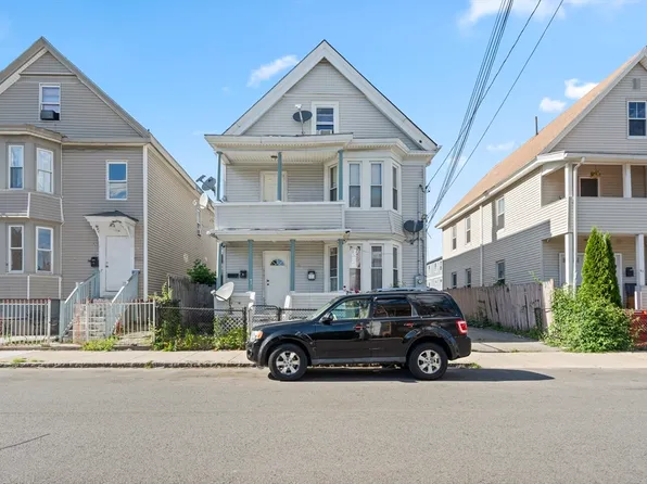 95 Myrtle St, Lawrence, MA 01841