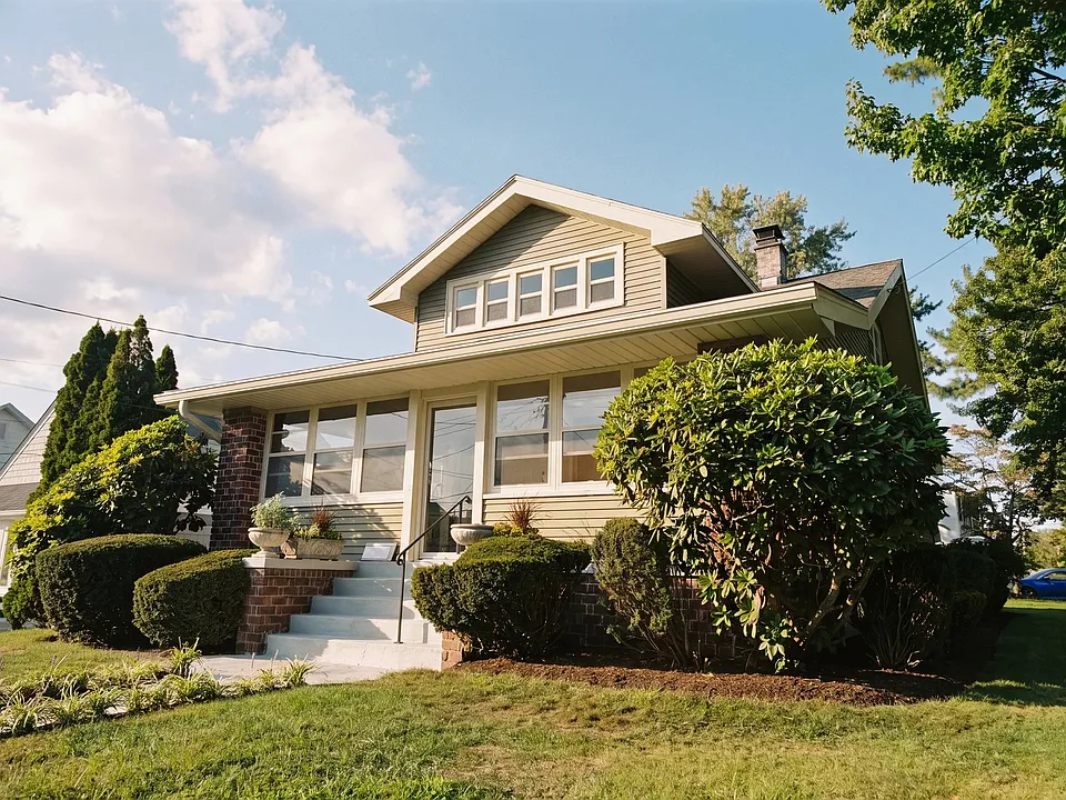 114 Fort Hale Rd
