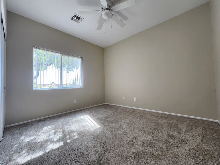 Bedroom 2-- ceiling fan and lights