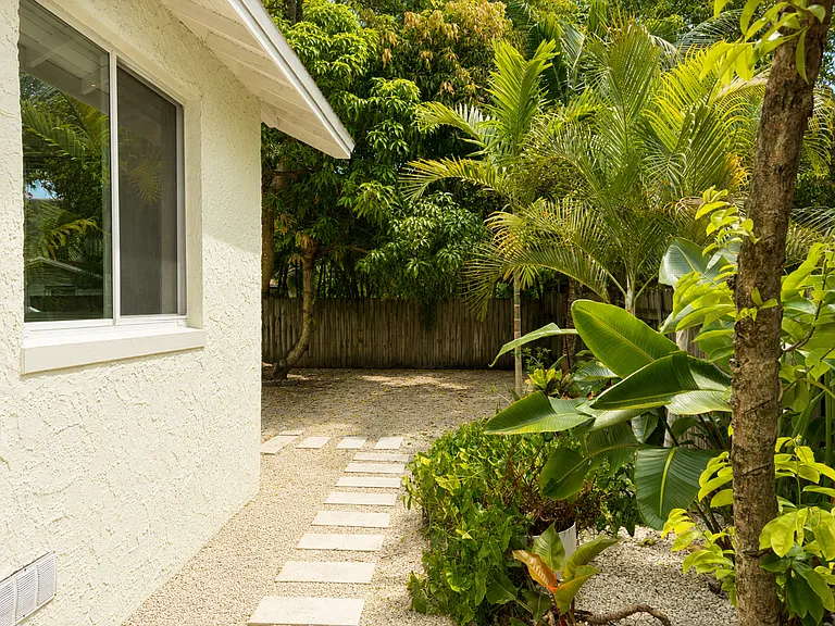 Pathway to Back Yard