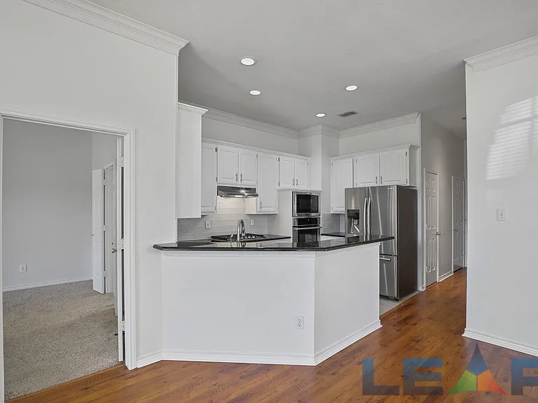 8704 Moss Hill Rd — Photo 21