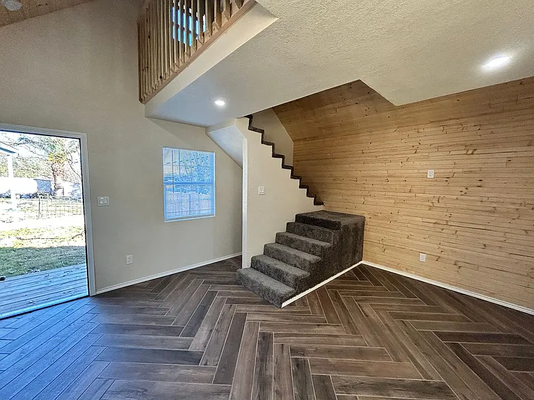 222 Highview Dr — Photo 9