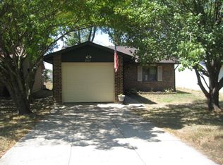 2415 Hartford Rd, Columbia, MO 65203