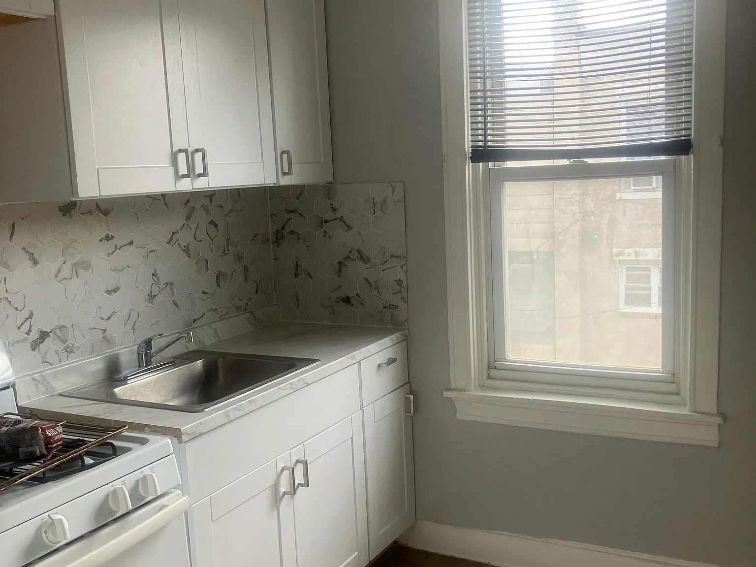 2 bed, $1,200 — Photo 1