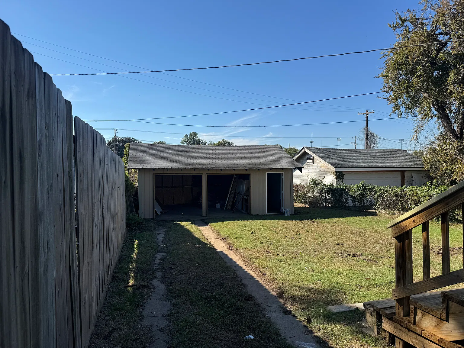3 bed, 1560 sqft, $1,700 — Photo 2