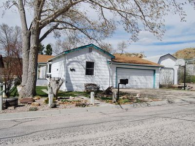 3257 Section Line Rd, Newcastle, WY, 82701