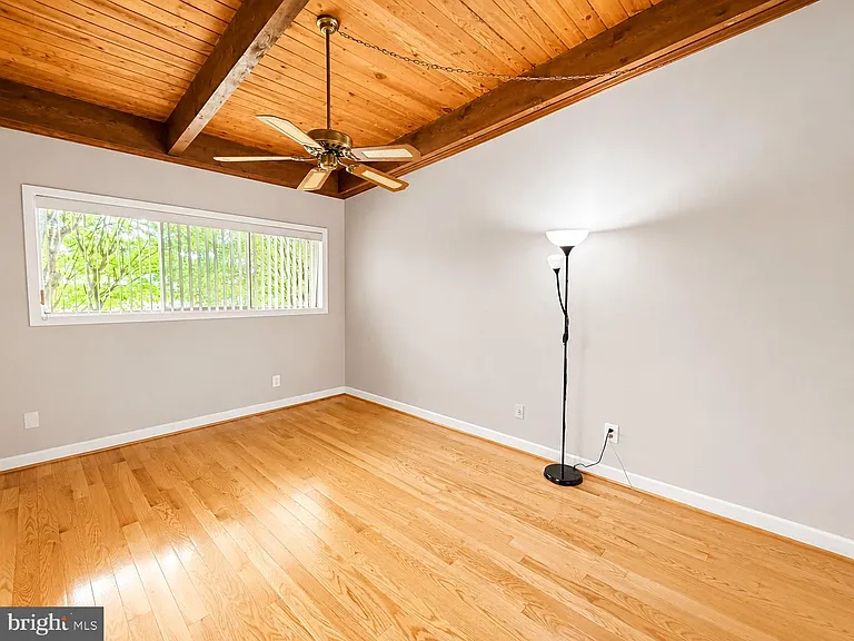 4933 Americana Dr #205 — Photo 7