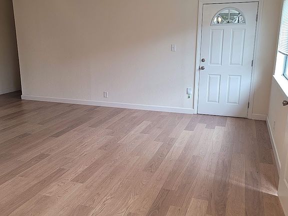 3rd image of 1410 Darryl Dr #1410