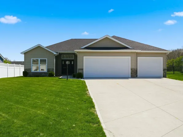 2336 Hamlet Ct, Fort Wayne, IN 46818