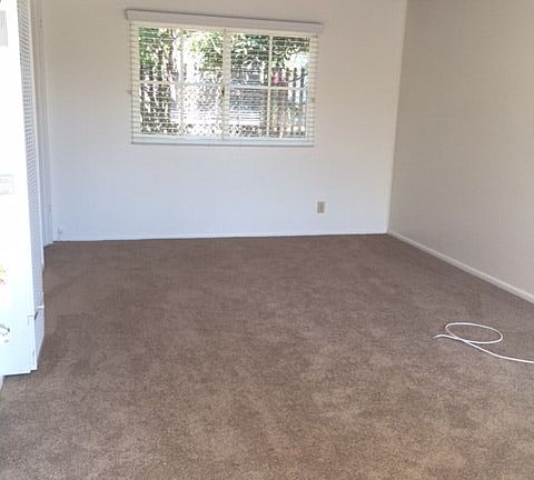 4th image of 310 Oceano Ave #B