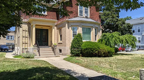 148 Cottage St #3 Photo 1