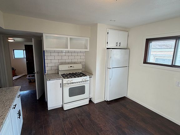 2nd image of 3638 E Squire Ave