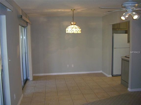 5th image of 510 Finsbury Cir Unit A