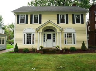 3289 Braemar Rd, Shaker Heights, OH 44120