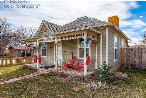 3rd image of 202 Coal Creek Dr