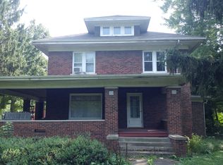 2612 W John St, Champaign, IL 61821