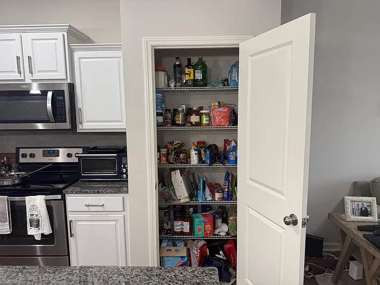 106 Brookshire Ln #C — Photo 12