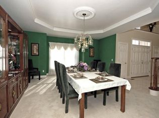 5 Nixon Farm Rd, Flemington, NJ 08822