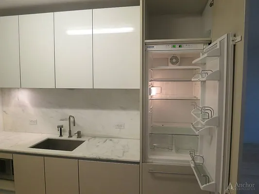 Rented by Anchor Associates | media 17