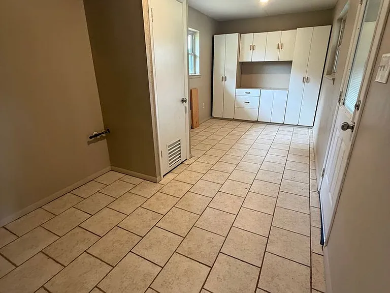 829 Maple Shade Rd — Photo 12