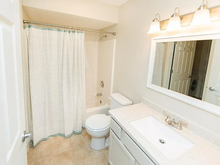 1346 S College Mall Rd — Photo 9
