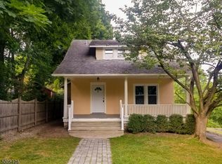 11 Chilton St, Bernardsville, NJ 07924