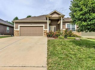 7128 N Quincy Ave, Kansas City, MO 64119