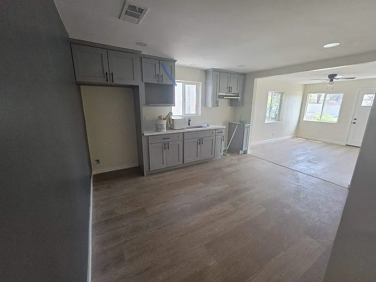 4347 E 1st St #1 — Photo 12