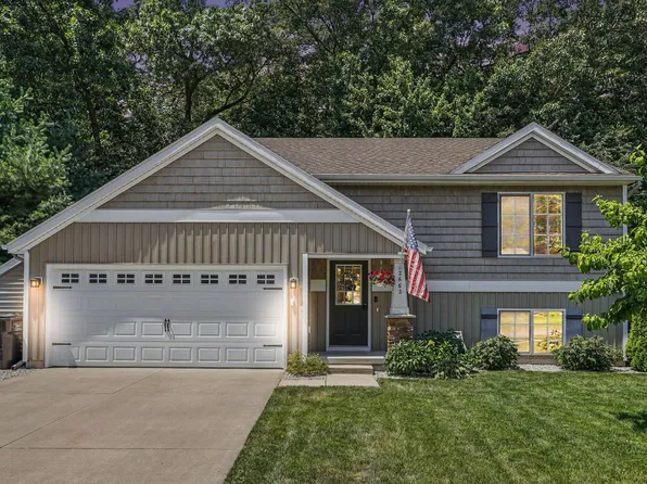 2662 Jolly Roger Dr, Wayland, MI 49348