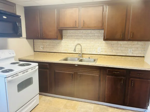 818 S 9th St #Isu, Terre Haute, IN 47807