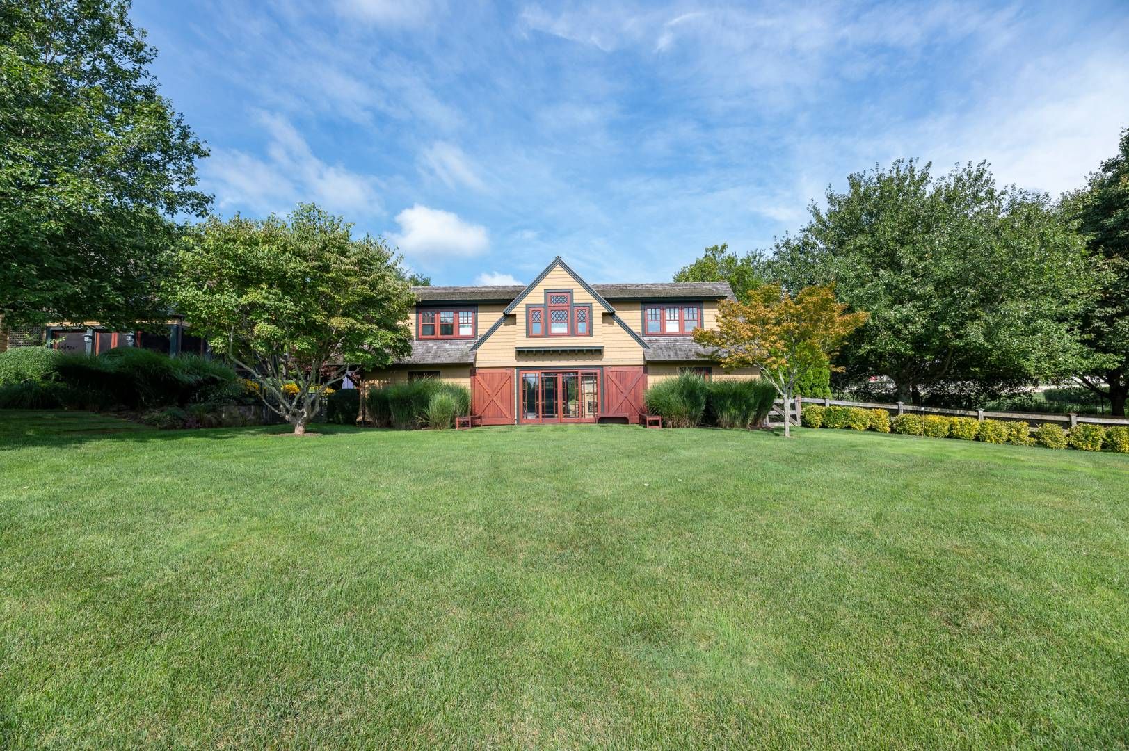 Guest pavilion / four car garage