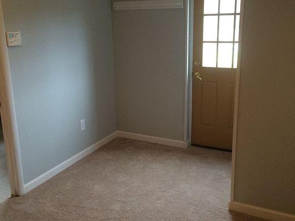 Lower Level Entrance 