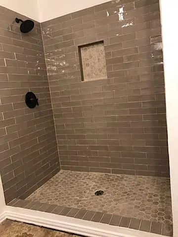 4 bed, 2572 sqft, $2,150 — Photo 4