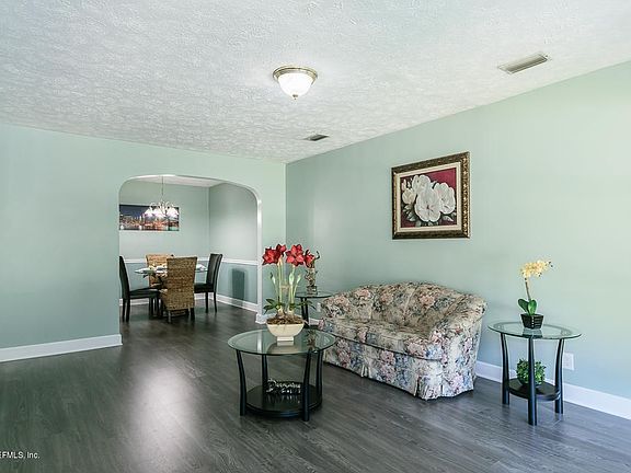 4th image of 5023 Alpha Ave