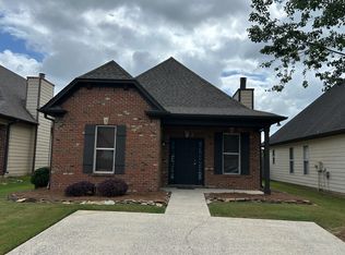 1108 Washington Dr, Moody, AL 35004