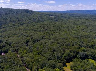 19 Lead Mine Rd, Southampton, MA 01073