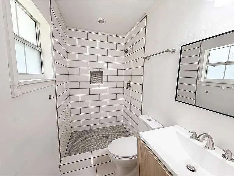 4279 NE 32nd Cir #1 — Photo 10