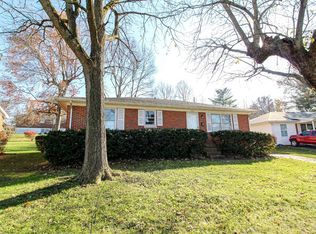 356 Ridgewood Dr, Versailles, KY 40383
