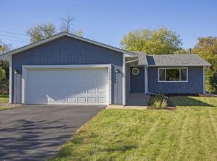 1600 Rio Loma Dr, Burnsville, MN 55337