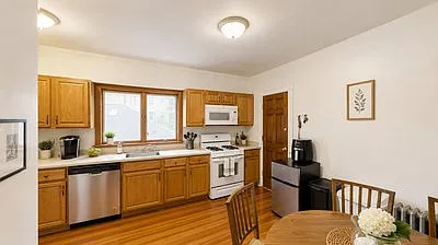 55 Nottinghill Rd #2 — Photo 4