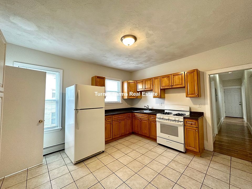 1st image of 11 Elder St #1102