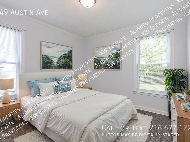 949 Austin Ave — Photo 16